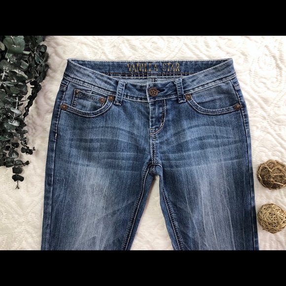 Vanilla Star, Medium Wash Boot Cut Jeans EUC 5 - Picture 4 of 8